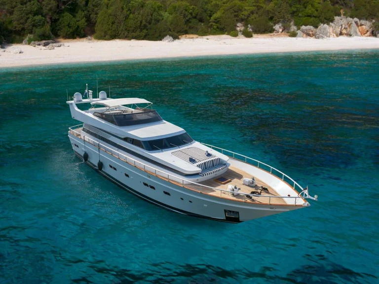 Alquiler Yate de lujo Cantieri di Pisa, Italy con o sin  título de navegación