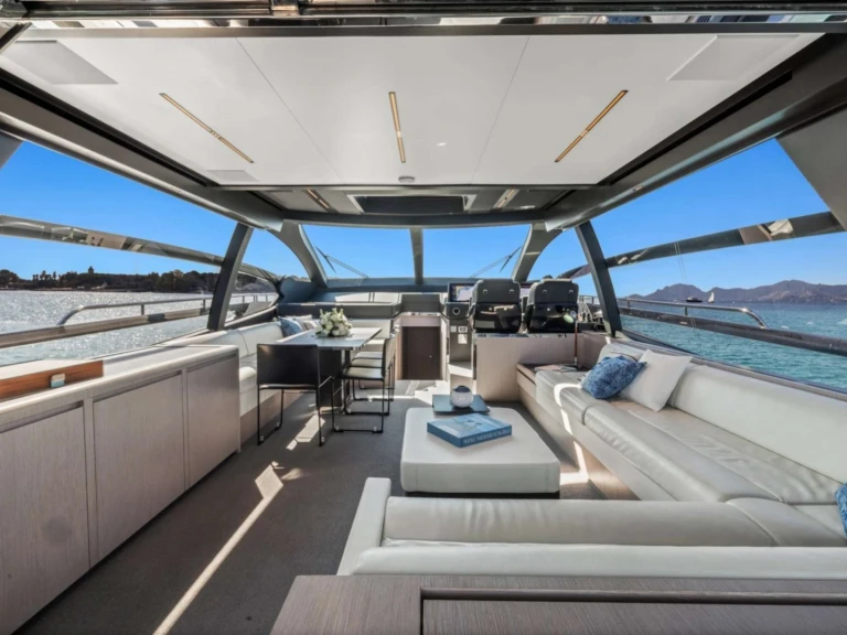 Alquiler de embarcaciones Riva SAMIRA enCannes en Samboat