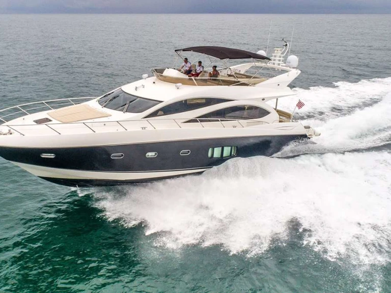 Alquiler Yate de lujo en Bahamas - Sunseeker TWINS