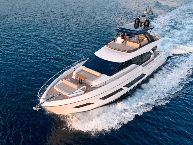 Alquiler de Ferretti WE2 en Šibenik