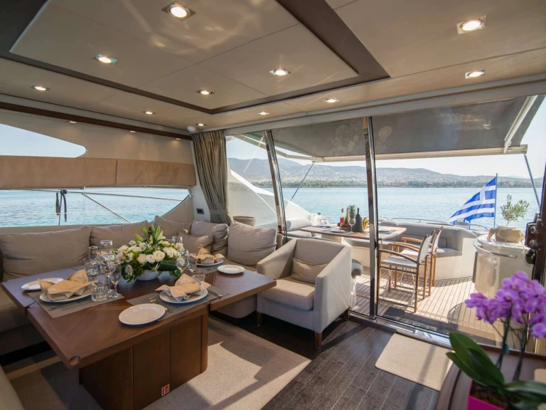 Alquiler de Yate de lujo, con o sin patrón Sunseeker Grecia