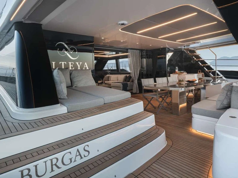 Alquiler de Yate de lujo, con o sin patrón Sunreef Atenas