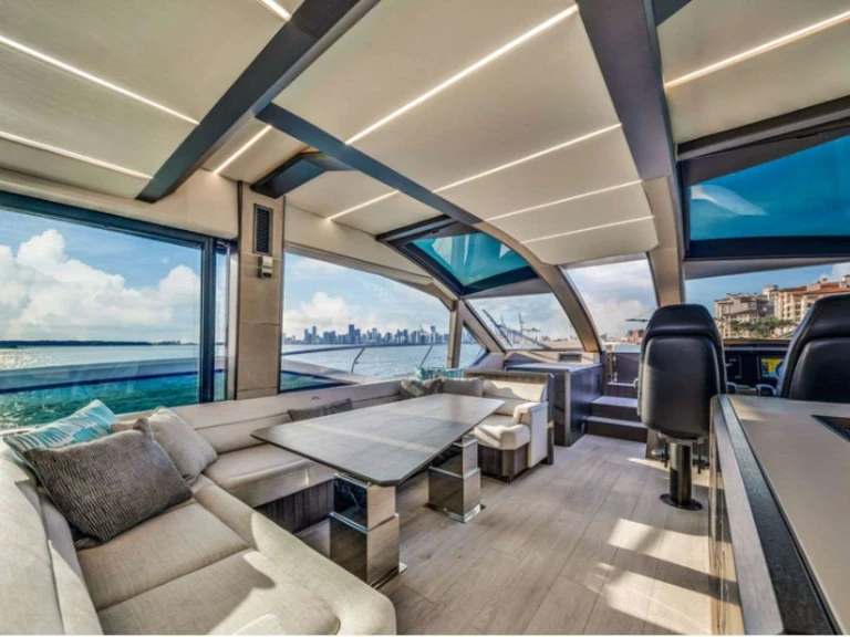 Yate de lujo para alquilar Miami Beach al mejor precio