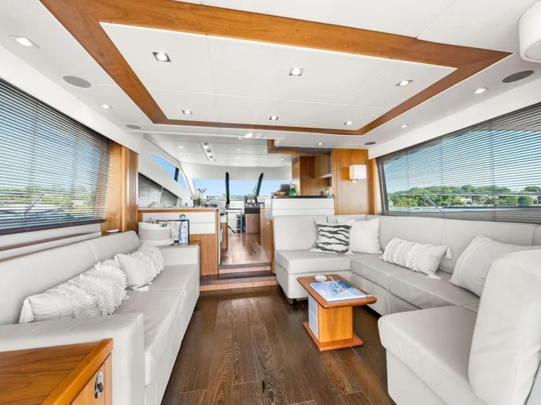 Alquiler Yate de lujo Sunseeker con o sin  título de navegación