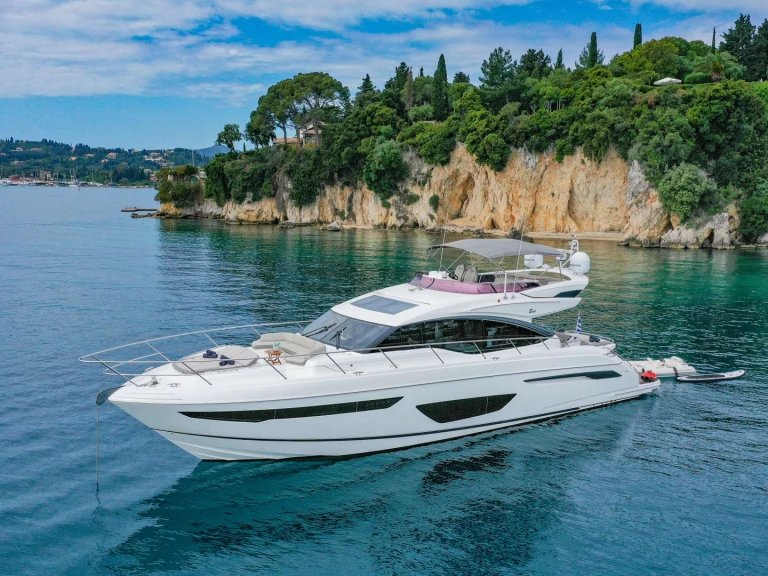 Alquiler de Princess, UK FAR & AWAY en Gouviá