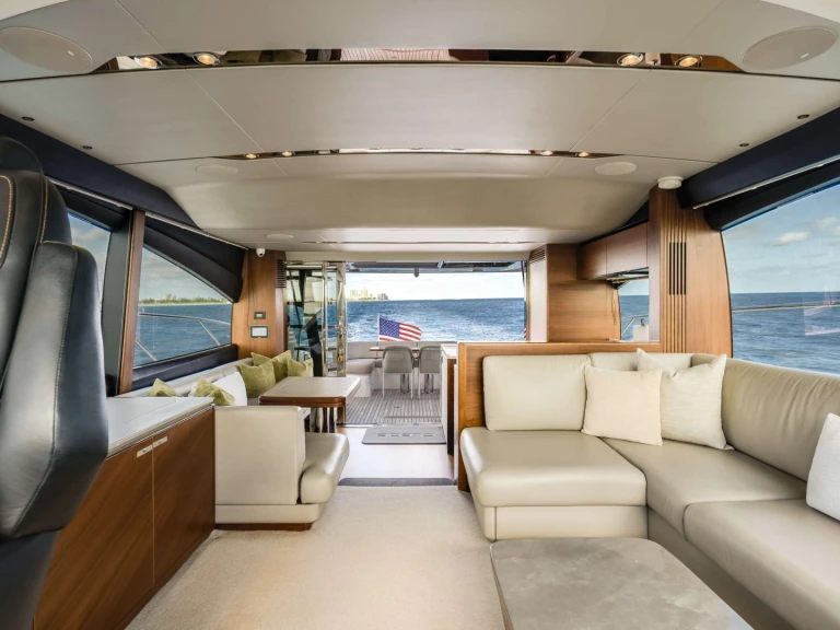 Yate de lujo para alquilar Sag Harbor Cove al mejor precio