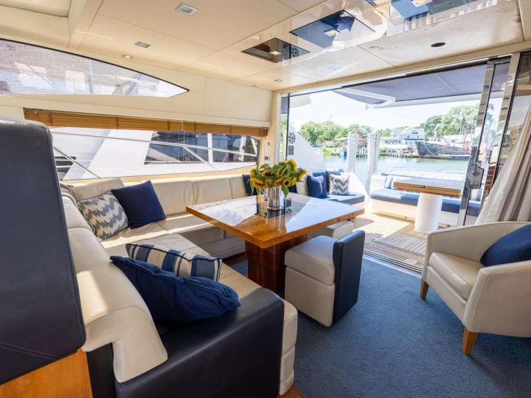 Alquiler de Yate de lujo, con o sin patrón Sunseeker Jupiter