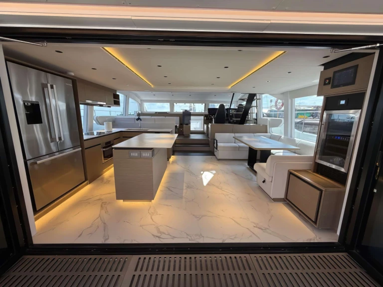 Alquiler Yate de lujo Xquisite Yachts con o sin  título de navegación