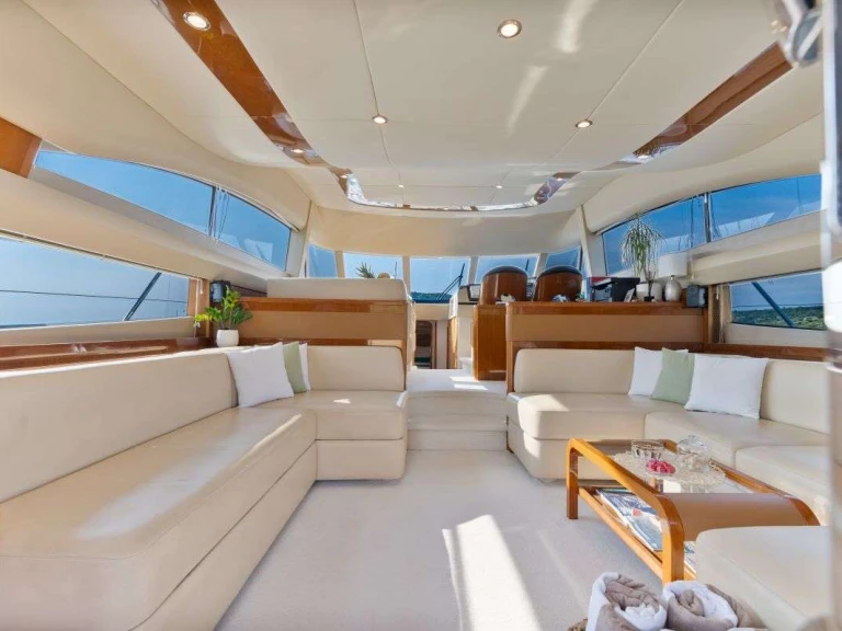 Alquiler de embarcaciones Princess, UK Anna Wo enCroacia en Samboat