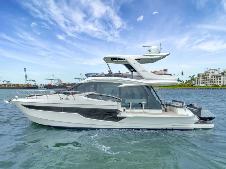Alquiler Miami - Galeon Infinity en SamBoat