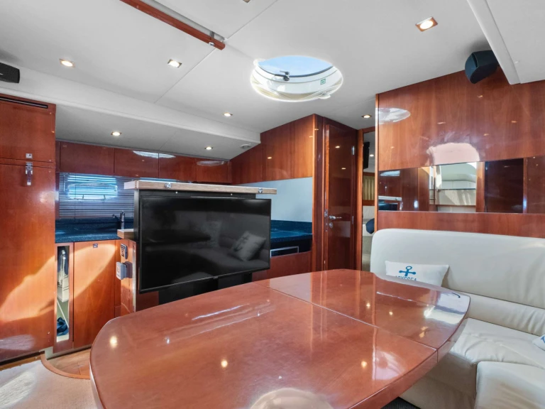 Alquiler de Yate de lujo, con o sin patrón Fairline, U.K. City of West Palm Beach