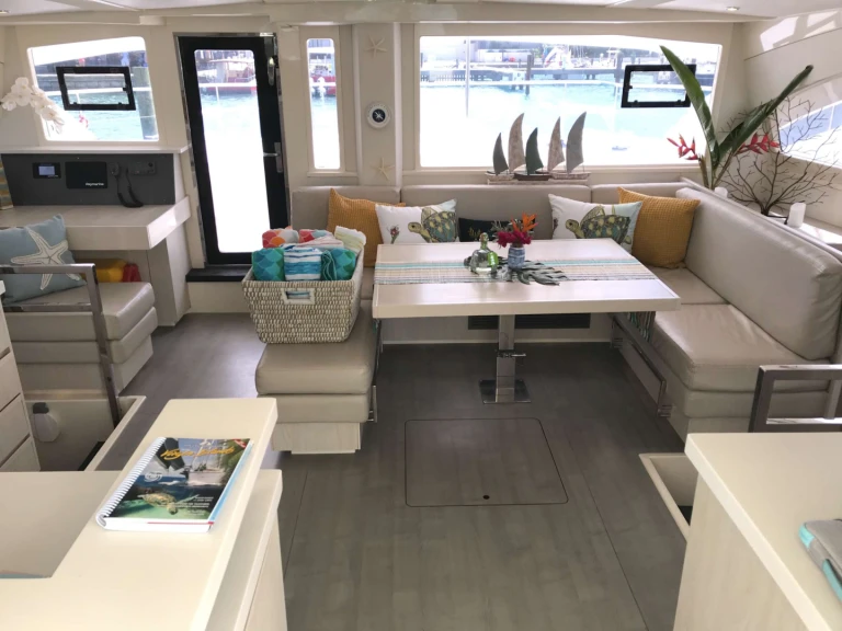 Alquiler de embarcaciones Leopard SOMEWHERE HOT enTortola en Samboat