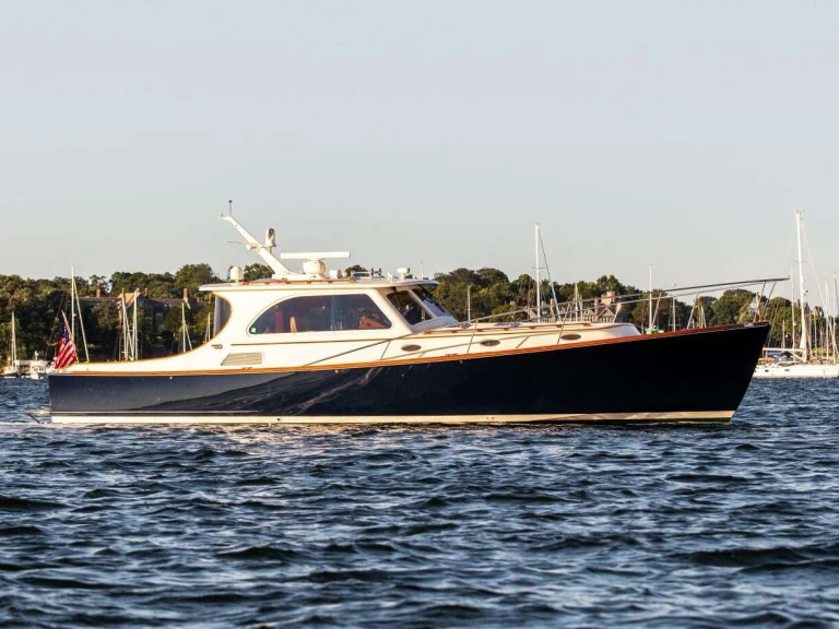 Alquiler de embarcaciones Hinckley MERLIN enOyster Bay en Samboat