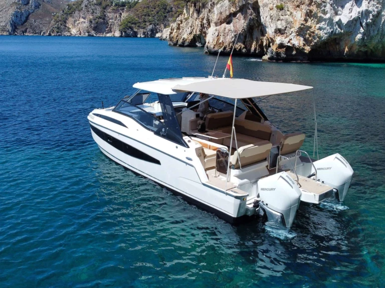 Alquiler de Aquila Denia en Ibiza