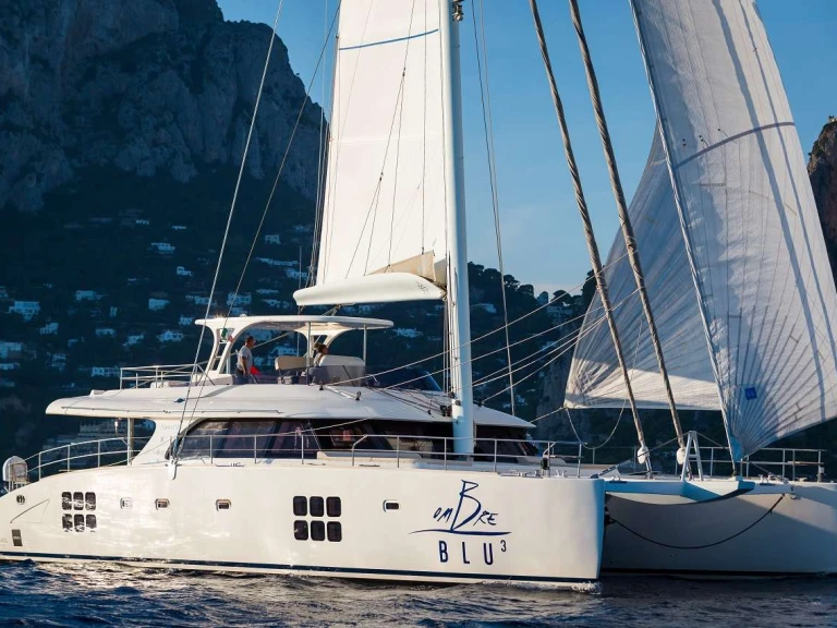 Alquiler Yate de lujo Sunreef con o sin  título de navegación