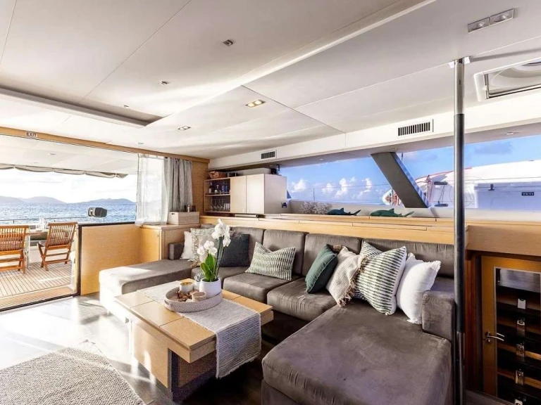Fountaine Pajot TRUE STORY de alquiler a Islas Vírgenes Británicas