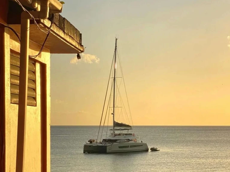 Catamarán para alquilar Córcega al mejor precio