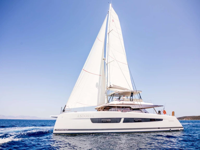 Alquiler Yate de lujo Fountaine Pajot con o sin  título de navegación