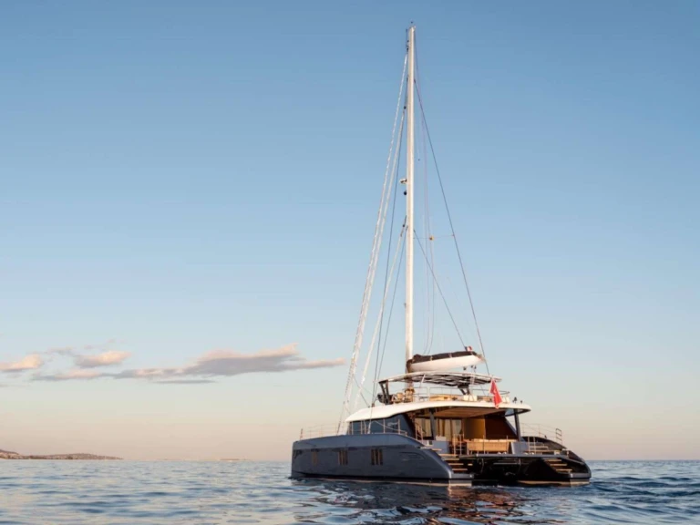 Sunreef ADARA NEXT de alquiler a Atenas