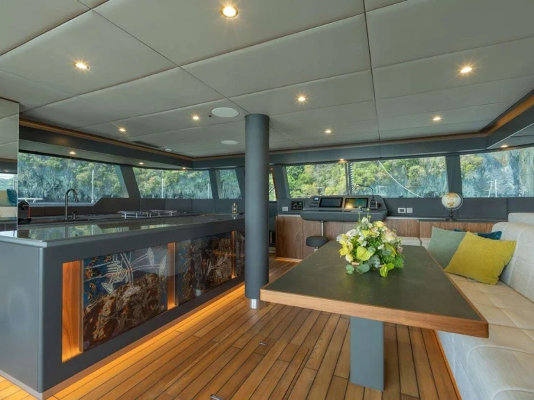 Alquiler de embarcaciones Sunreef E-motion enPhuket (City) en Samboat