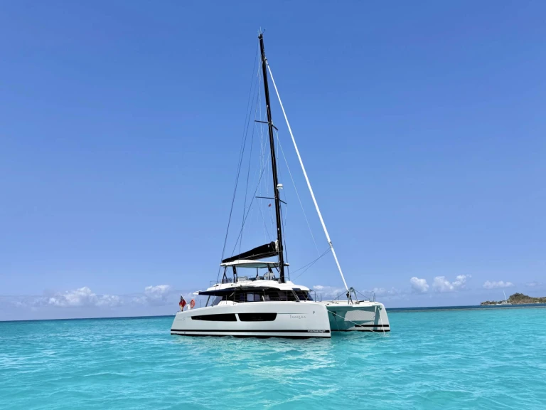 Alquiler de Yate de lujo, con o sin patrón Fountaine Pajot Islas Vírgenes Británicas