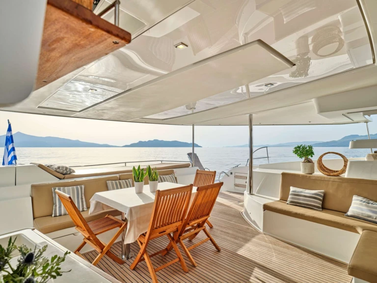 Alquiler Yate de lujo en Néa Péramos - Fountaine Pajot HIGH FIVE
