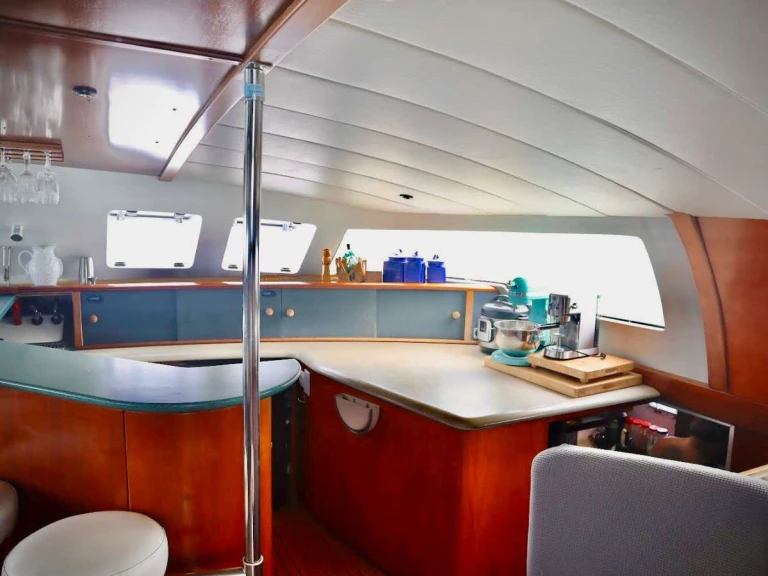 Alquiler Yate de lujo Fountaine Pajot con o sin  título de navegación