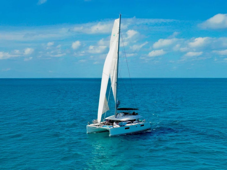 Alquiler de Yate de lujo, con o sin patrón Lagoon Nassau