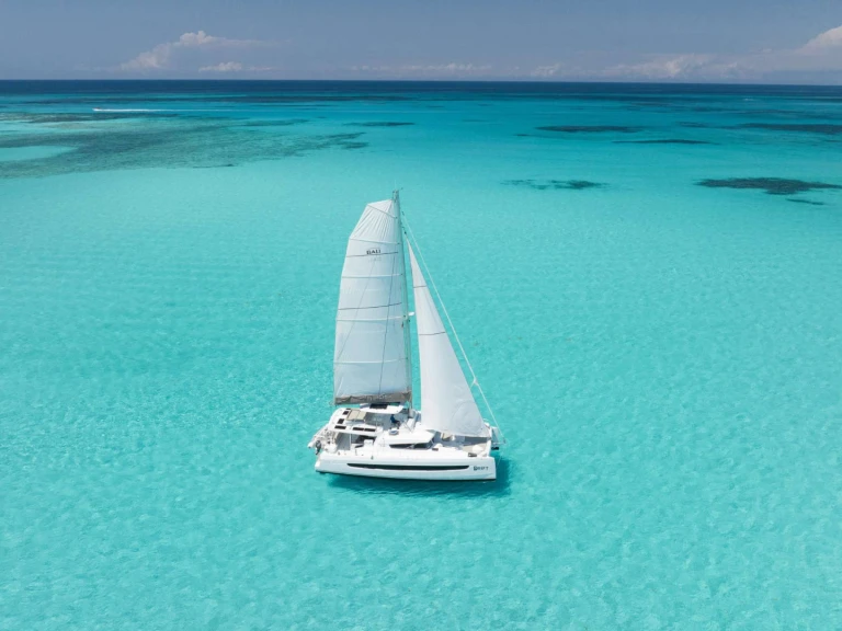 Yate de lujo para alquilar Nassau al mejor precio