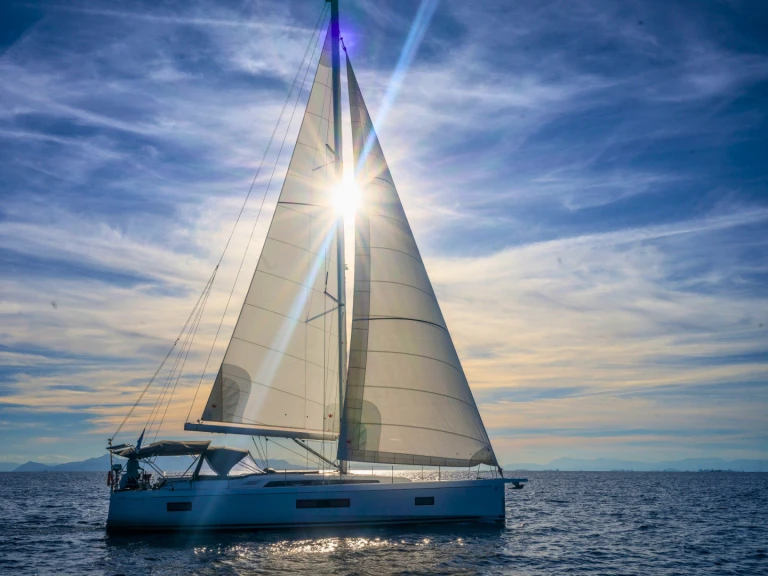 Alquiler de Velero, con o sin patrón Bénéteau Álimos