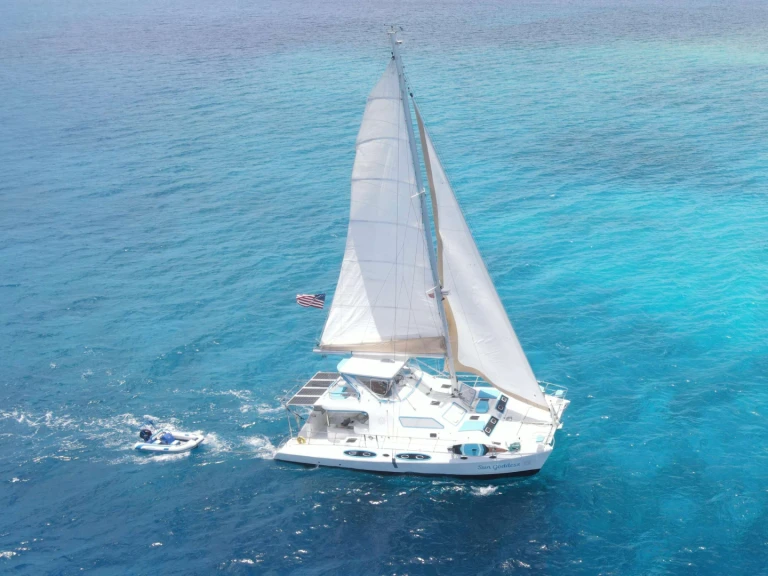Alquiler de Yate de lujo, con o sin patrón Royal Cape Trellis Bay