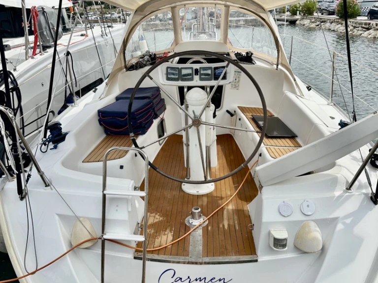 Jeanneau Sun Odyssey 32i de alquiler a Pula