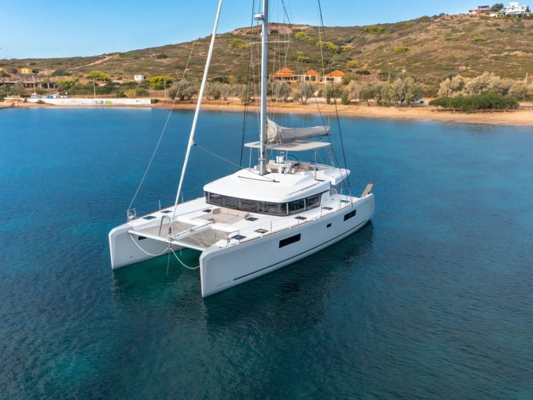 Lagoon MADININA de alquiler a Skiathos