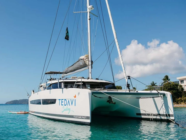 Alquiler Yate de lujo Fountaine Pajot con o sin  título de navegación
