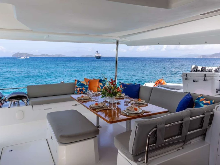 Fountaine Pajot TEDAVI de alquiler a Islas Vírgenes Británicas