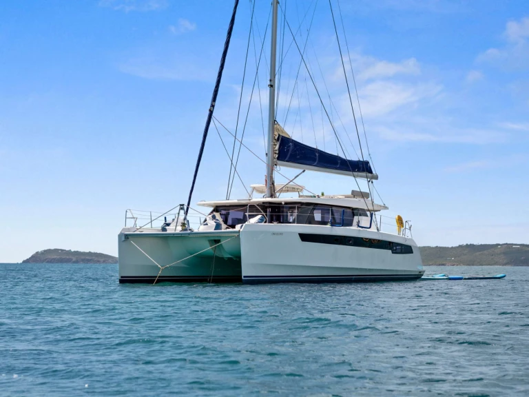 Alquiler de Yate de lujo, con o sin patrón Leopard Islas Vírgenes Británicas
