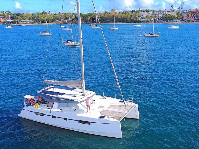Alquiler de Yate de lujo, con o sin patrón Nautitech Martinica
