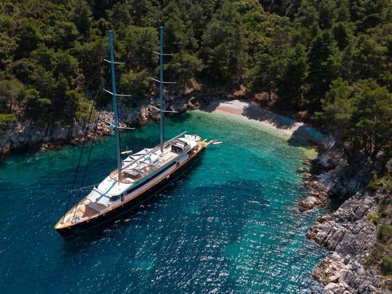 Custom Dalmatino de alquiler a Croacia