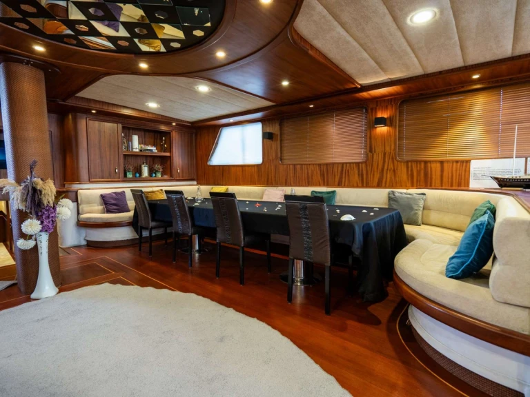 BODRUM SHIPYARDS NEVRA QUEEN de alquiler a Turquía