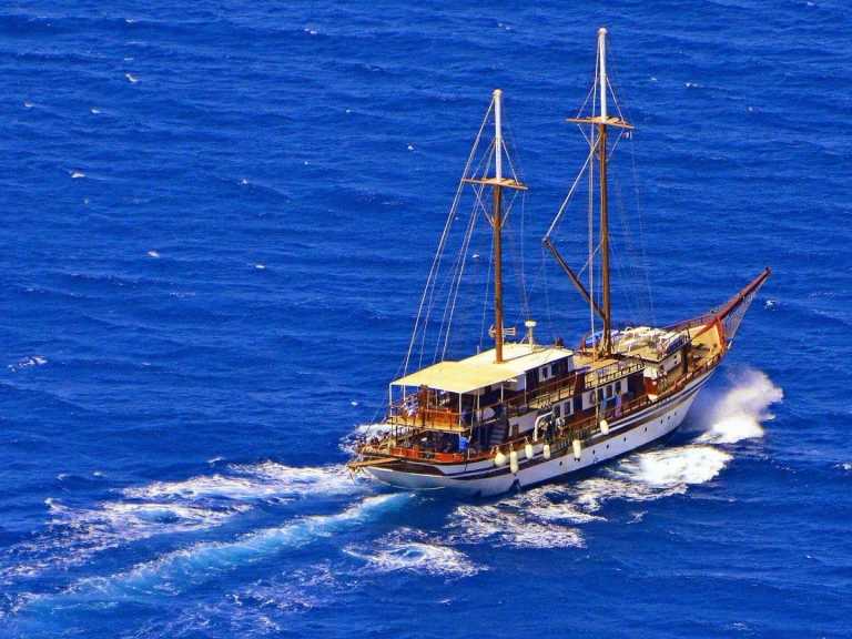 Alquiler de barcos Lefkada (Isla) barato de Aegeotissa II