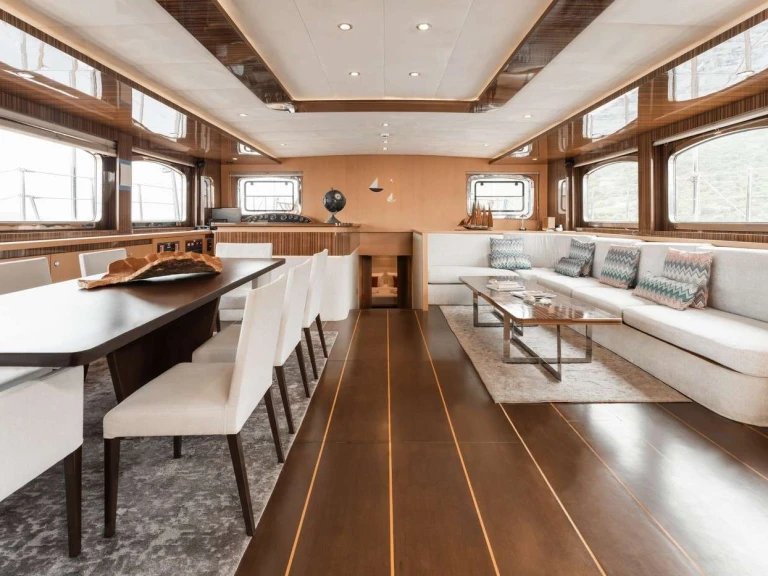 Alquiler Yate de lujo ADA Yachts con o sin  título de navegación