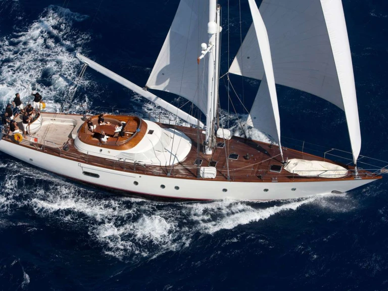 Alquiler Yate de lujo Perini Navi con o sin  título de navegación