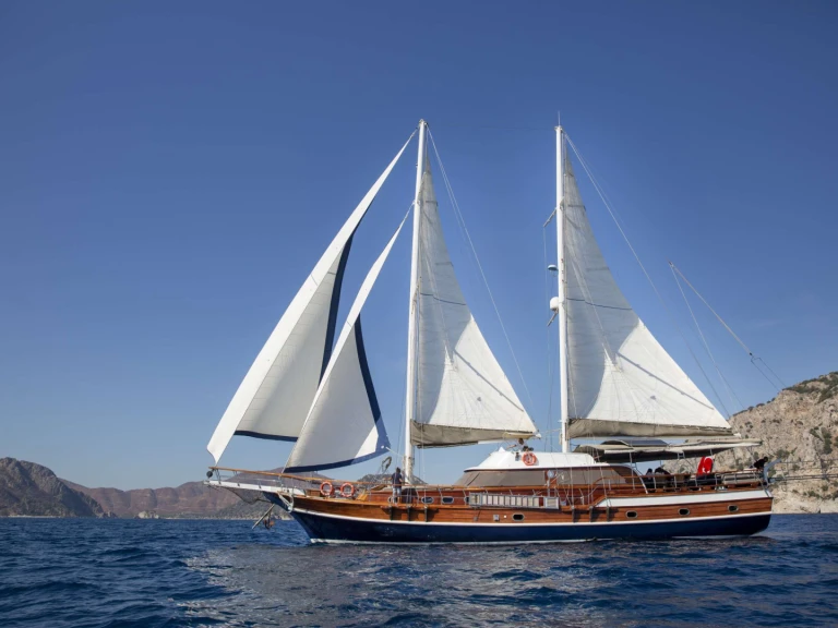 Alquiler de embarcaciones  Yüce Bey 1 enMarmaris en Samboat