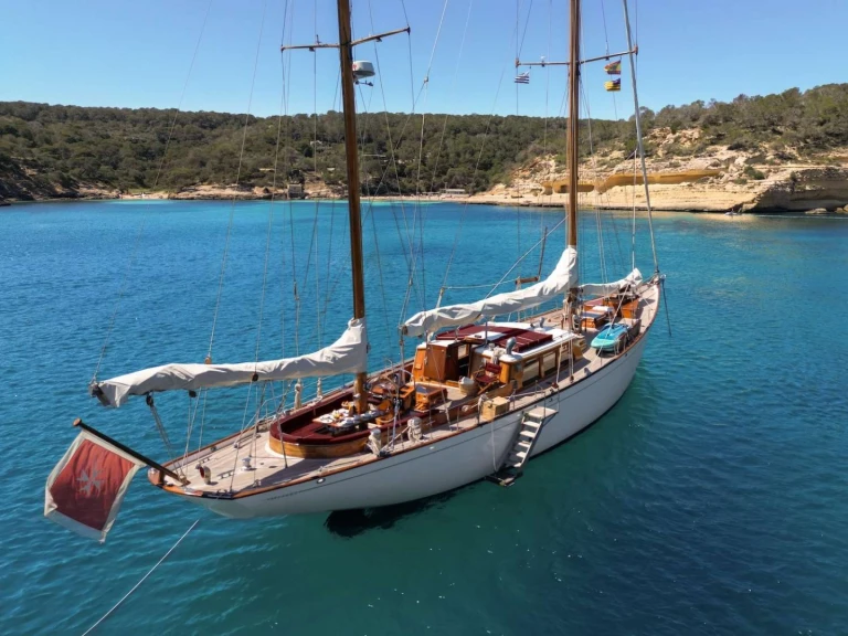 Alquiler de Abeking & Rasmussen GAEL I en Provenza-Alpes-Costa Azul