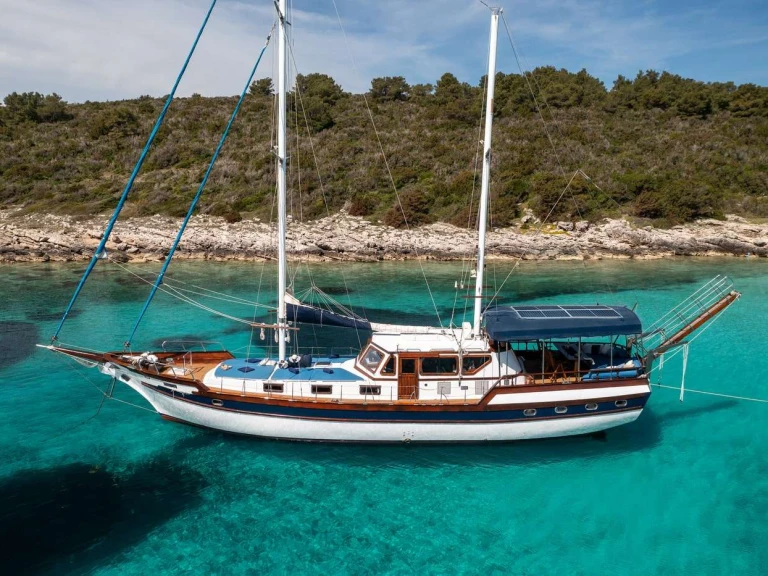 Alquiler Split - Custom Hera en SamBoat
