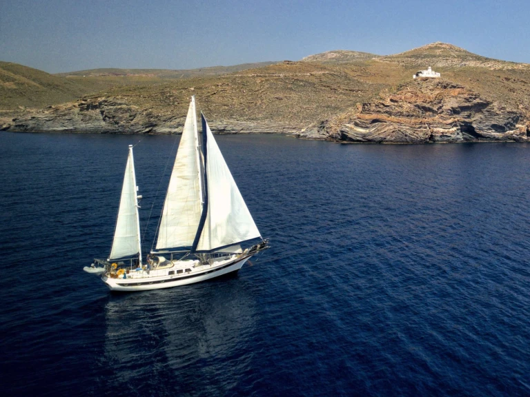 Ta Chiao Onfekomonadi de alquiler a Grecia