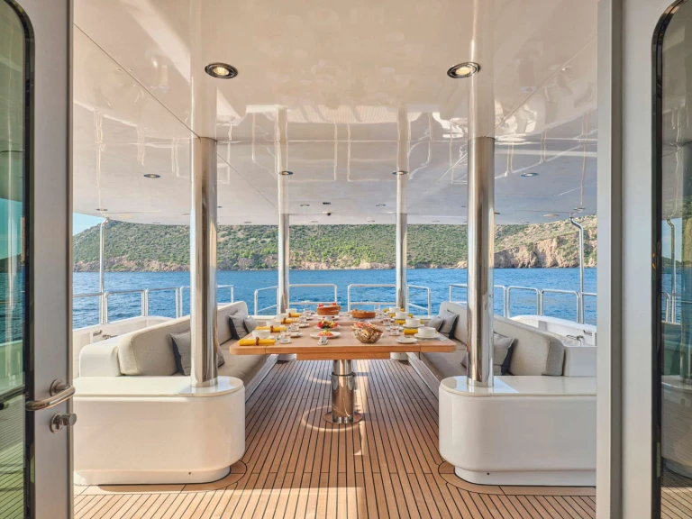 Benetti SOJO de alquiler a Atenas