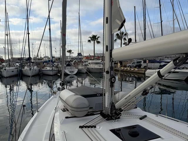 Bavaria Bavaria C42 de alquiler a Golfo Aranci