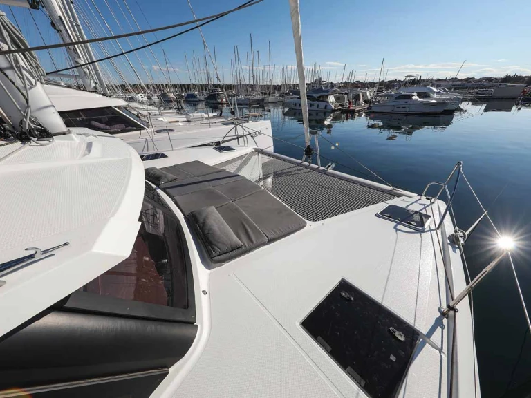Fountaine Pajot Isla 40 de alquiler a Lefkáda
