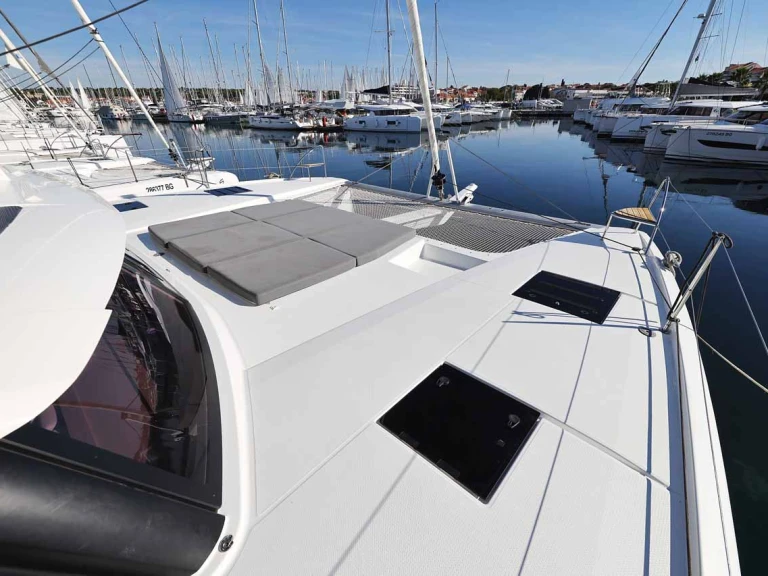 Fountaine Pajot Tanna 47 de alquiler a Trogir